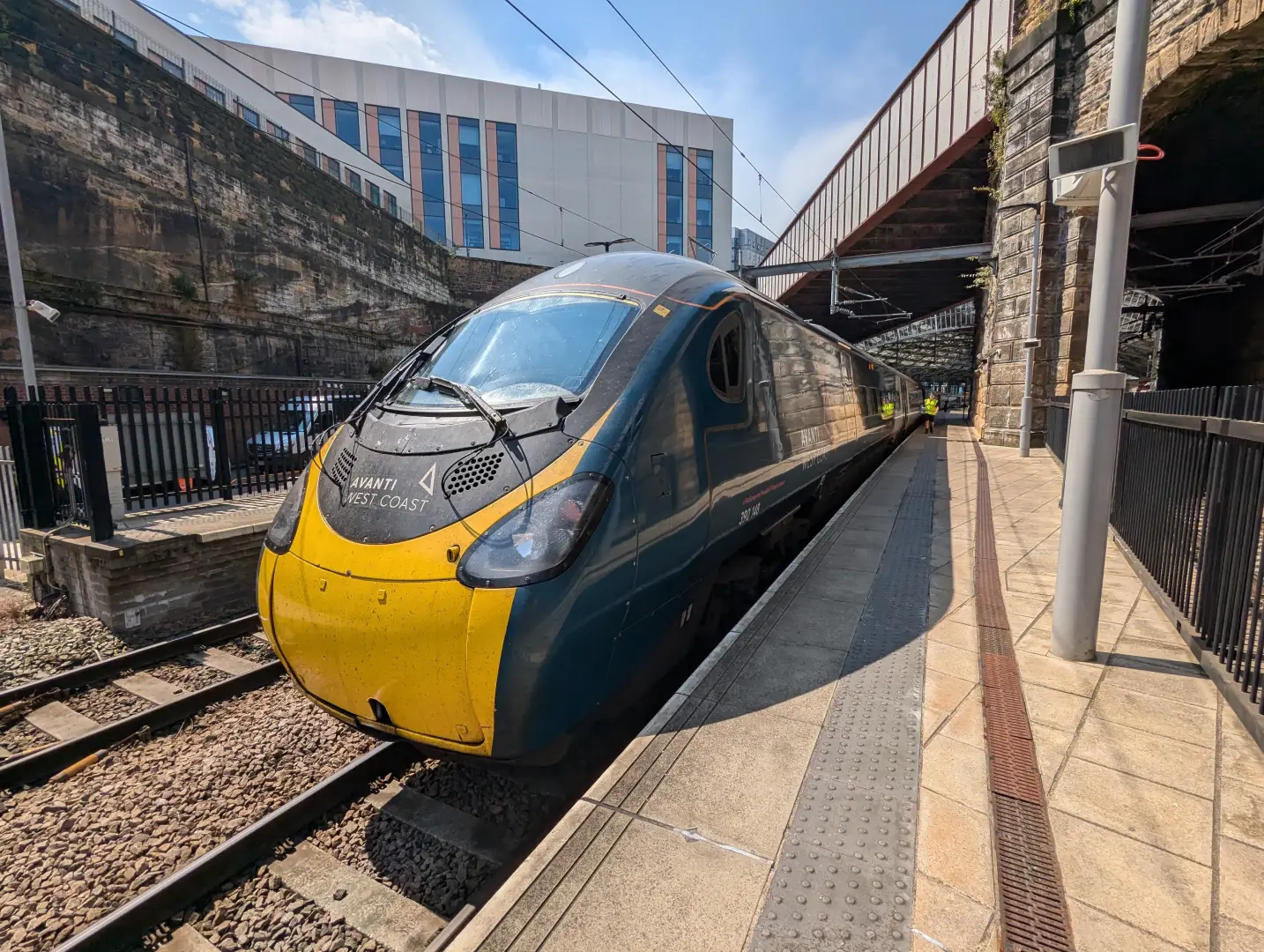 Class 390 pendolino fact file